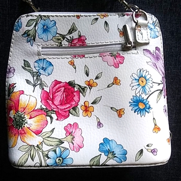 Genuine Leather Floral Purse - Picture 3 of 8